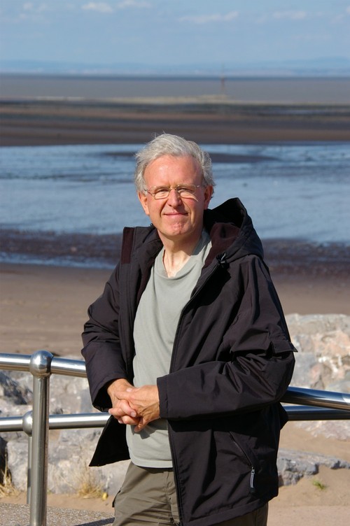Member: Vegetarian Society Uk., Prospect, Lib Dems, Civil Service Pensioners Alliance, William Herschel Society (website). Ex Portsmouth Dockie