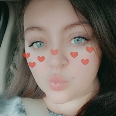 JuliaRo98256374's profile picture. 