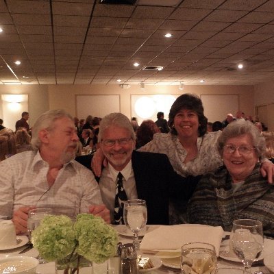 barbieashdown's profile picture. Jesus is the love of my life! President Trump is anointed by God! America's the best country on the planet! Mama is my best friend! Parler: BarBQ @barbieashdown