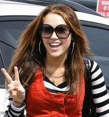 Les gusta Miley ?... Si, entonces siganme por twitter , para todas las Fans 1 del World ♥_Los AmO :♥