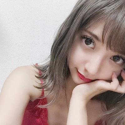 かわいいもの好き/旅行好き/趣味はポイントやマイルだけで旅行すること/時々ギャンブルしてみるところがある