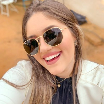 michellemresend's profile picture. O início é sempre hoje