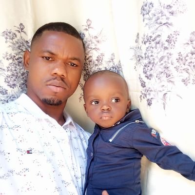 Jeune entrepreneur congolais et patron de l'entreprise Tshimunyi RDC