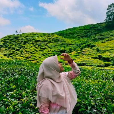 FadlilatunNaja's profile picture. @fanaanaja