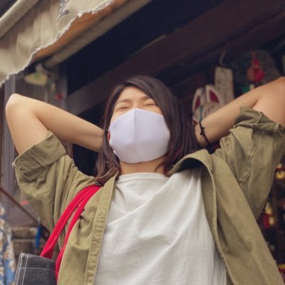 chinat_chika's profile picture. 私の私による私のための壁打ちTwitter。言ってることに特に意味はないよ！踊って喋って笑う人🌍夢は壁一面に本棚を買って漫画で埋め尽くすことです。