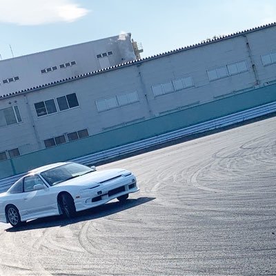 LohasEnfield2's profile picture. 千葉の21歳ドライバー/ 180SX