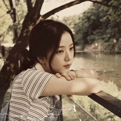 fan of kim jisoo maid (●´∀`)ノ♡ ygstan'12