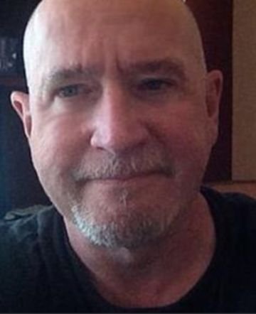 I'm a Sugar daddy lookin for me a Sugar baby to spoil !