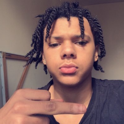 KPD_AQUAS's profile picture. Im a 18 year old who likes to game and wants to make it somewhere subscribe to my youtube channel kinkfy