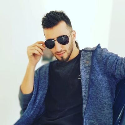 خففو مجاملات خلي الناس تعرف انها خراا