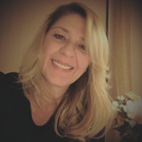 A Bit Crunchy (@abitcrunchydana) 's Twitter Profile
