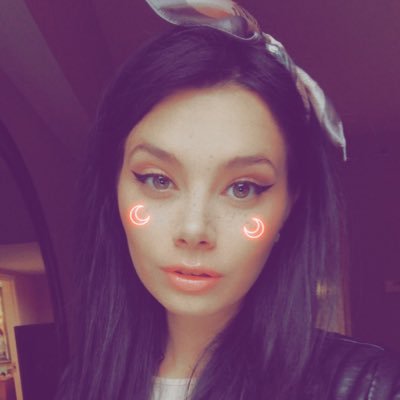 SweetHunnysukle's profile picture. I like to be on both sides of the camera 📸