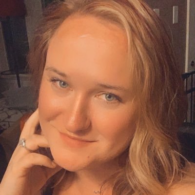TaylorMohr8's profile picture. Wife. Mom. Lawyer.