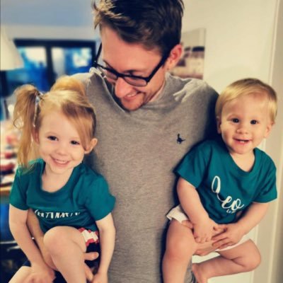 Proud Hubby & Dad 👧🏼👦🏼👶🏼 • Lover of sports: Lions ⚽️🏌️‍♂️🏈 Packers • #FPL - Best OR 19/20 3,040 • Views are my own