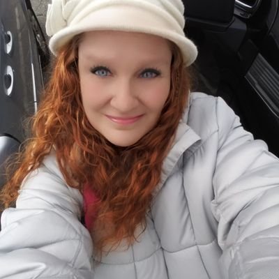 PSeigarsgal's profile picture. I'M a Mom of 3 Beautiful Daughter's, & and  I was a Cooking Chef Instructor for almost 36 year's of my life, Love 2 Cook, Love my Family,🇺🇸🌊🌊