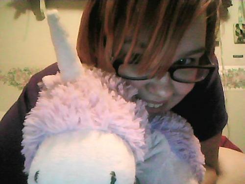 GlamNtheGlitz's profile picture. for when @GlitzNtheGlam is muzzled.