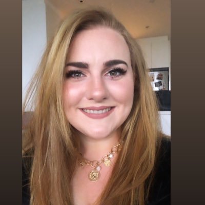 Project Communications Advisor
Múinteoir Gaeilge
Podcast Creator