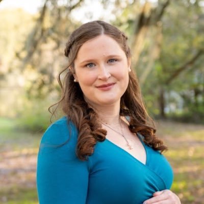 PhD Rhet/Comp. (Research interests: collaboration, disability, & writing centers.) Service dog handler. Mother. Chronic crafter. She/Her