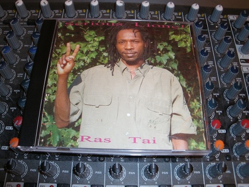 Equalbalancei's profile picture. It's Friendly And Pure Sound of Reggae Roots And Afro Beat,You Can Find More About Equal Balance I  : http://t.co/6Fp3x4hgoo