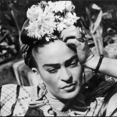 Bez_Stone's profile picture. I love to read about interdisciplinary things.