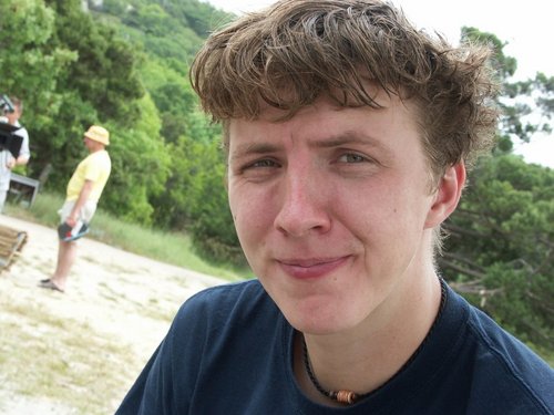 felotius's profile picture. Студент, велосипедист, спортсмен, дизайнер, дебатер.