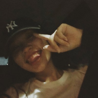 cuandrasari's profile picture. Question your teaspoons. 🥄 a photographer who has a lot to say.