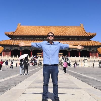 Periodista. Corresponsal de @elmundoes en Asia-Pacífico. Antes, en Marruecos y en el suplemento de reportajes. Contacto: Lucas.delacal@elmundo.es