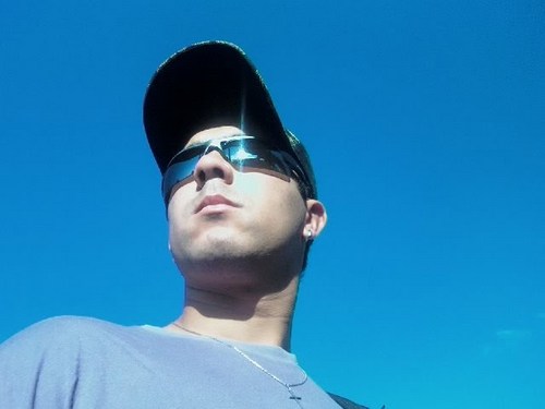 raphabost's profile picture. 