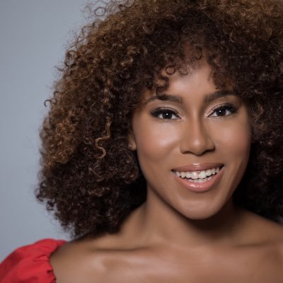 Soulmate @teddyrreeves. Award-winning Actress. MFA. Mezzo-Soprano. Voice Over Artist. Educator. Sorority Girl. Travel Enthusiast. Wine Lover. Brunch Connoisseur
