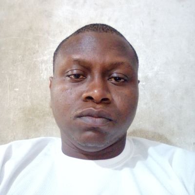 Emmanlink's profile picture. Just a cool guy