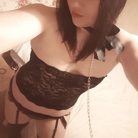 Verified UK domme 🇬🇧 Soft to hard-core domme,accepting new subs. creative humiliation, TPE & harsh punishments!  https://t.co/6vBKXICrL0