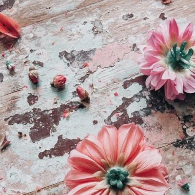 waf4sa's profile picture. "اللهم ان كثرت ذنوبي فأغفرها وان ظهرت عيوبي فأسترها وان زادت همومي فأزلها وإن ضلت نفسي عن طريقها فردها إليك رداً جميلا"#هنا بعضٌ مني… وبعض من اقتباساتي