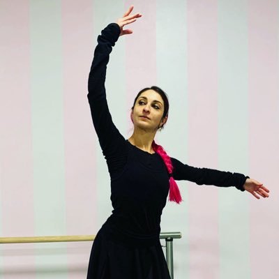 Insegnante di Danza Classica e ginnastica metodo Pilates https://t.co/KPUzTC29mA