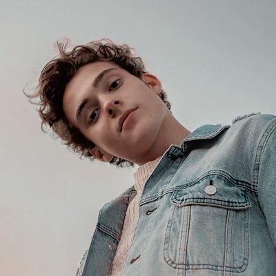 ╰─┈ ❯❱ 𝐏𝐀𝐈𝐍𝐓𝐄𝐑 & 𝐌𝐔𝐒𝐈𝐂𝐈𝐀𝐍 ⟅ be loud about the things that 𝐚𝐫𝐞 𝐢𝐦𝐩𝐨𝐫𝐭𝐚𝐧𝐭 𝐭𝐨 𝐲𝐨𝐮. ┆ᴄᴏғғᴇ ʟᴏᴠᴇʀ ↺ #ʟɪɢʜᴛsᴀᴅᴍʀᴘ
