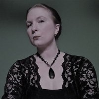 Leanna Renee Hieber (@leannarenee) 's Twitter Profile