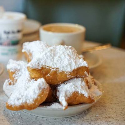 World Famous Café Du Monde. Home of Beignets and Café Au Lait☕️         Website: https://t.co/yWQnkYAsSp