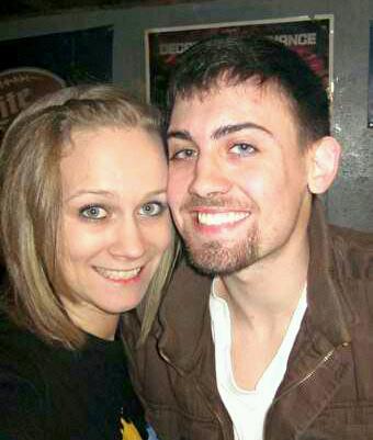 becuzofyou's profile picture. 