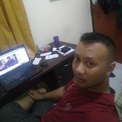 didietdewantara's profile picture. I am freaking introvert.. 😁😁😁