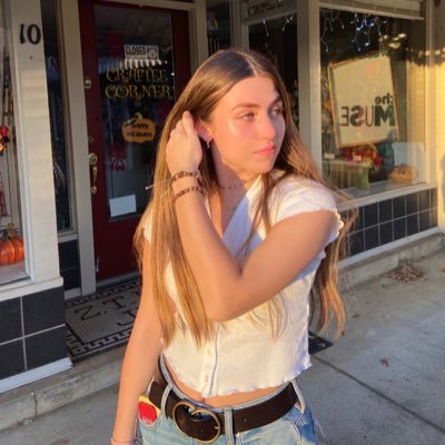 alexxborda's profile picture. 