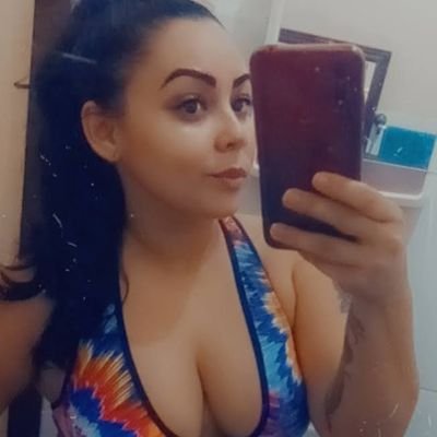 saramacleny's profile picture. 