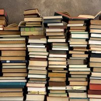Fluttering Reads! (@flutteringreads) 's Twitter Profile