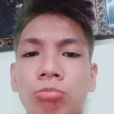 andrei_olalia's profile picture. salute my middle finger 🖕