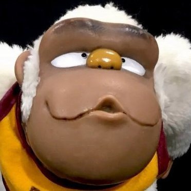 MeAmJam's profile picture. Drinking German wiiine.