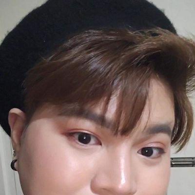 THE IMPORTANT THING WAS TO LOVE RATHER THAN BE LOVED. 김명수형..