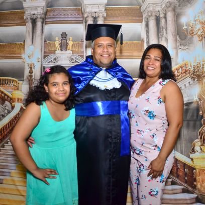 elilsonbourne's profile picture. 