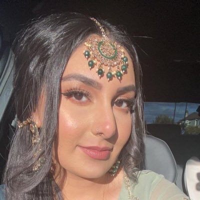 Shezziehaq's profile picture. 25 | LDN | 𝘵𝘩𝘪𝘴 𝘵𝘰𝘰 𝘴𝘩𝘢𝘭𝘭 𝘱𝘢𝘴𝘴.. ✨ 🇦🇹🇵🇰