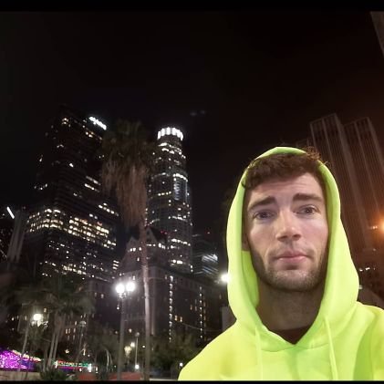 AlfredoEst28's profile picture. 