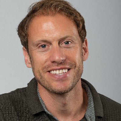 Self-Help Author and Hypnotherapist. Break free from conventional ways of working and living. 'Escape The System' course https://t.co/1RH8skjM3A