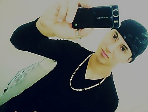 kakaa99's profile picture. 