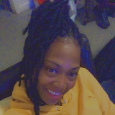 LaquadaH's profile picture. https://t.co/bZ5zwvLJFa